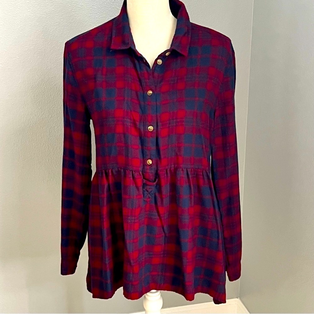 American Eagle Outfitters Red Blue Peplum Blouse